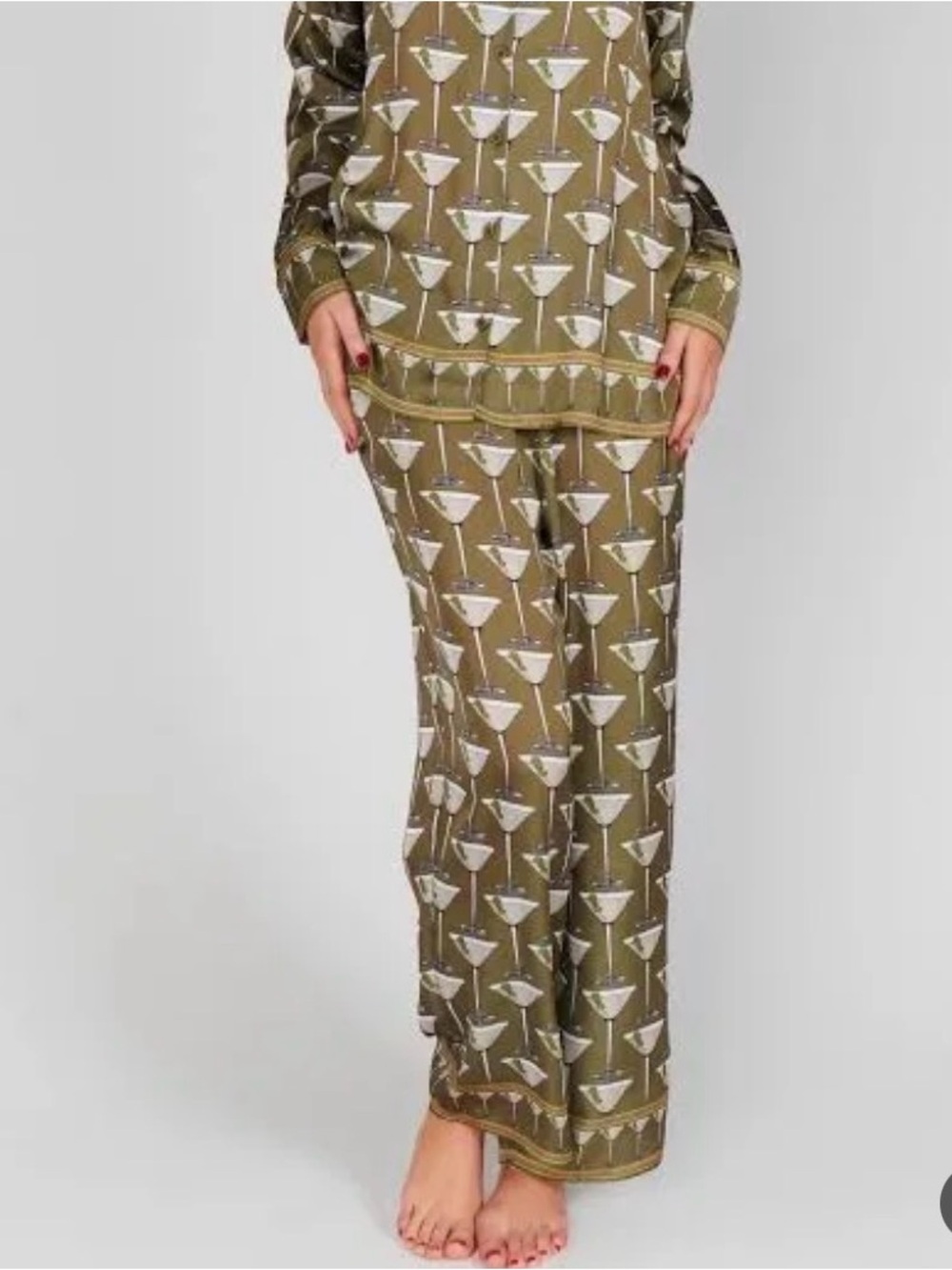 Printed Olive Martini Pajama bottoms - Picture 3 of 3